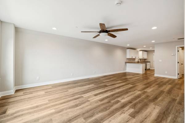 122 W Broad St, Smithville, TN 37166