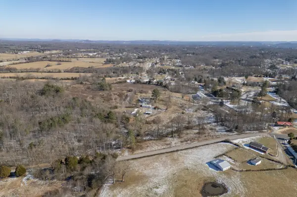 553 County Farm Rd, Cookeville, TN 38501