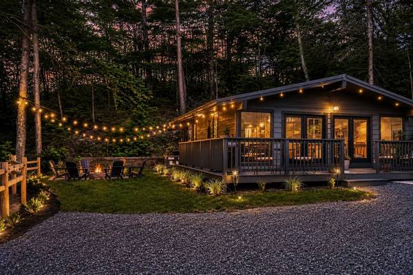 1137 Old Cartertown Rd, Gatlinburg, TN 37738
