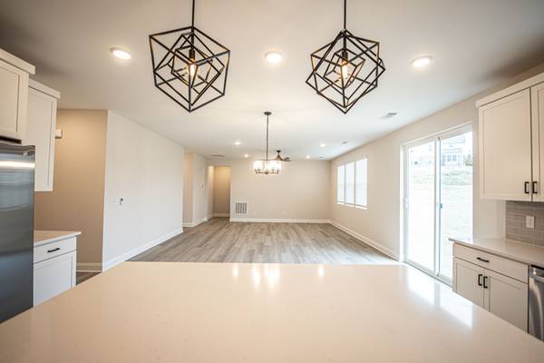 3318 Laurel Brook Ct, Columbia, TN 38401