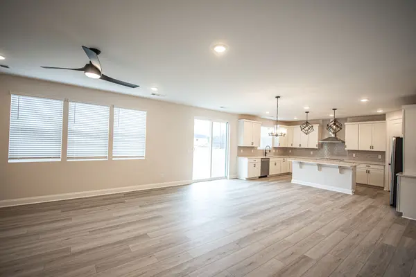 3318 Laurel Brook Ct, Columbia, TN 38401