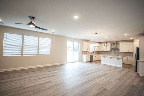 3318 Laurel Brook Ct, Columbia, TN 38401
