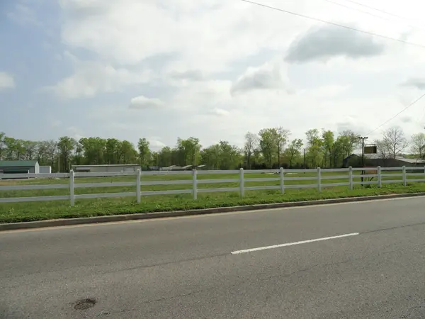 2021 Madison Street, Shelbyville, TN 37160