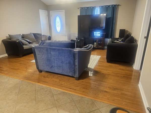 315 Peggy Dr, Cedar Hill, TN 37032