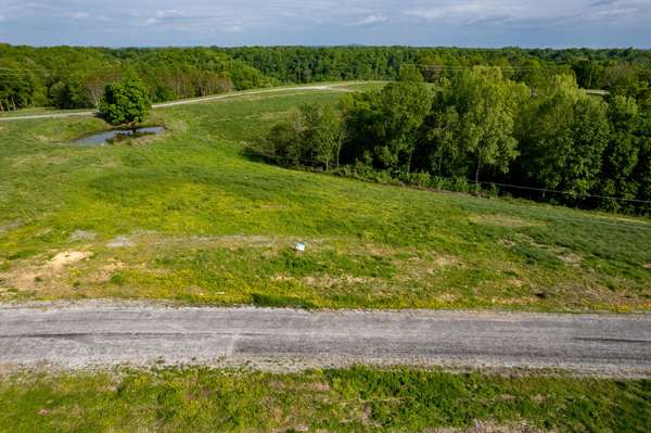 41 Eli, Baxter, TN 38544