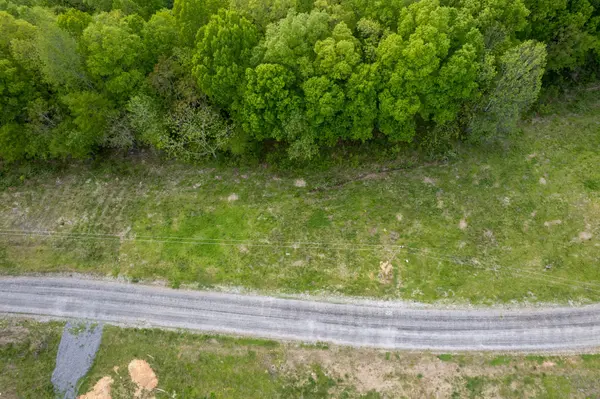 34 Eli Ln, Baxter, TN 38544