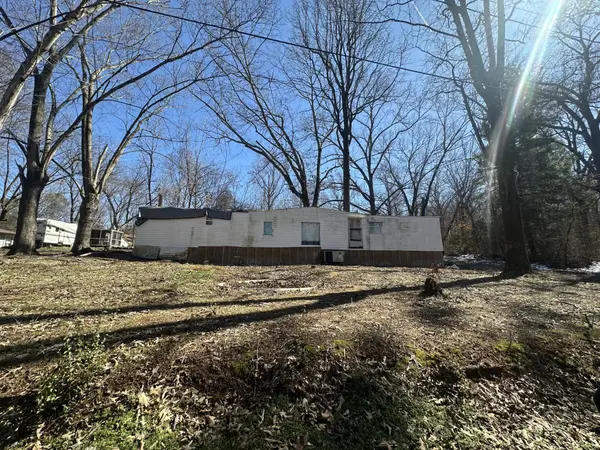 840 Weeks Drive #NE, Cleveland, TN 37312
