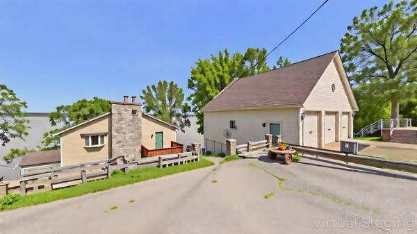 62 Lakeshore Dr, New Concord, KY 42076