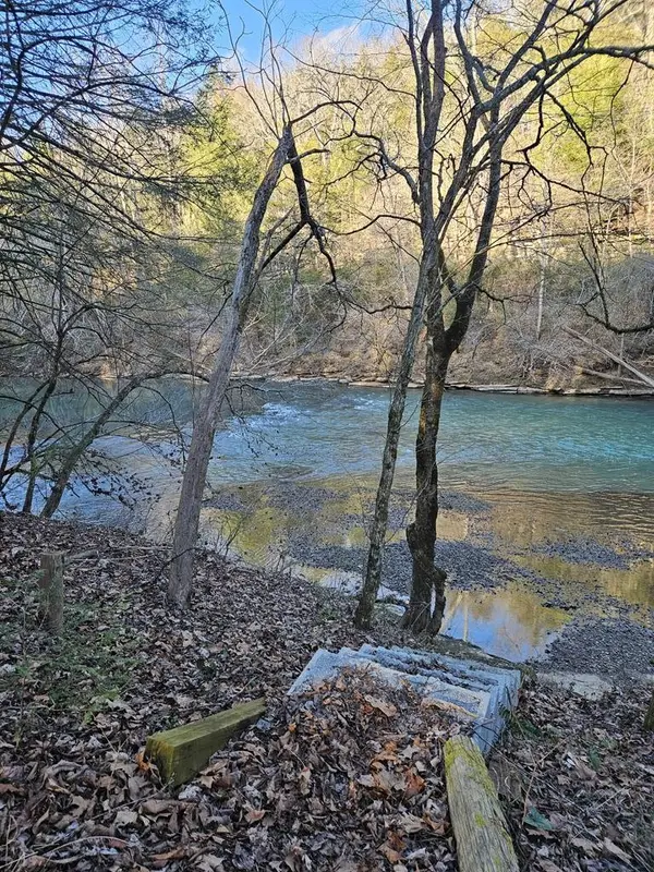 845 McMinnville Hwy, Sparta, TN 38583