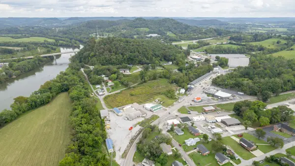 47 Cookeville Hwy, Carthage, TN 37030