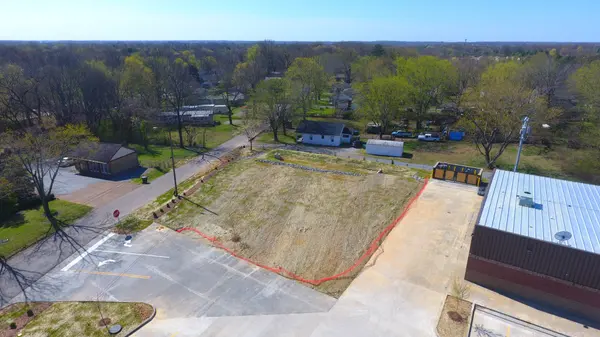 103 Shannon Ln, Springfield, TN 37172