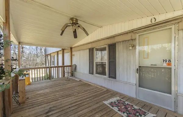 198 Robert Nutt Rd, Waynesboro, TN 38485