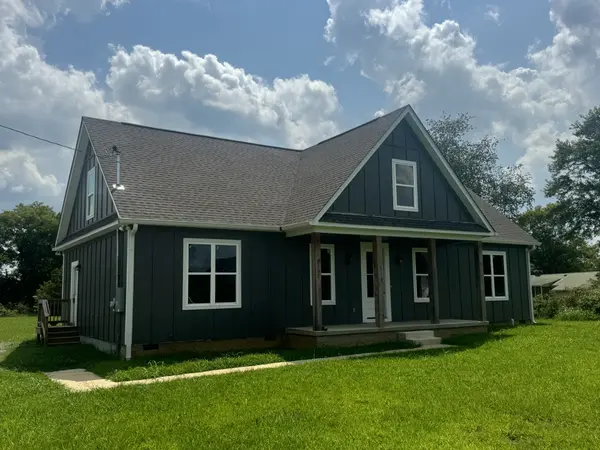 2105 Laws Hill Cr, Lewisburg, TN 37091