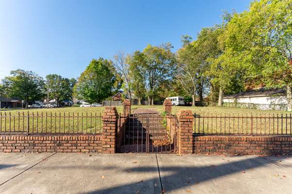 124 Front St, Smyrna, TN 37167