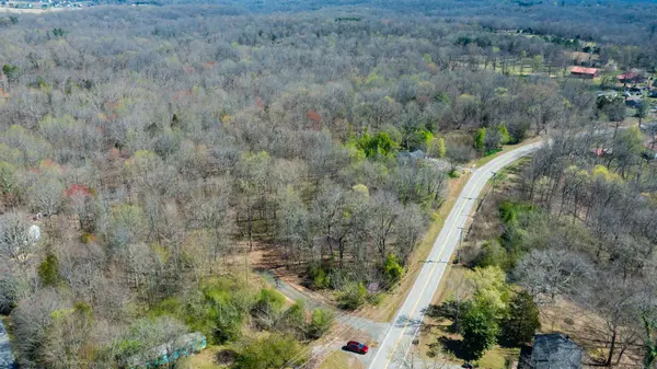 1461 Southside Rd, Southside, TN 37171
