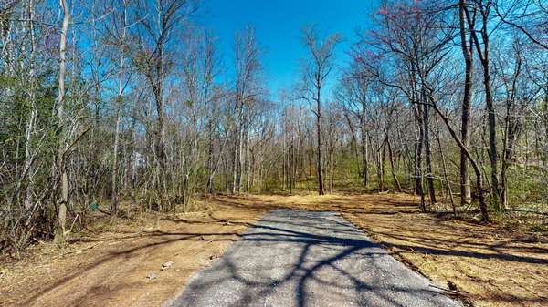 1461 Southside Rd, Southside, TN 37171