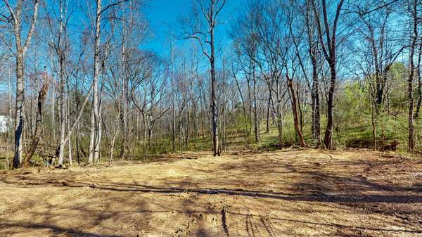 1461 Southside Rd, Southside, TN 37171