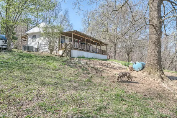 618 Old Baker Mountain Rd, Spencer, TN 38585