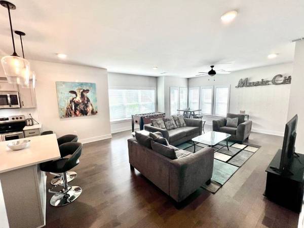 450 Glastonbury Rd #6, Nashville, TN 37217