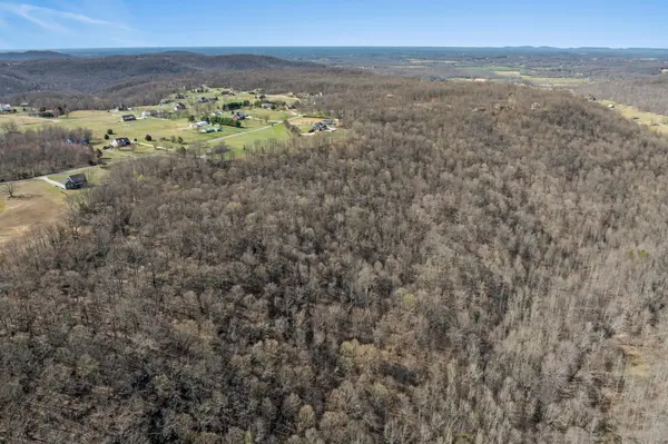 34 Brotherton Dr, Cookeville, TN 38506