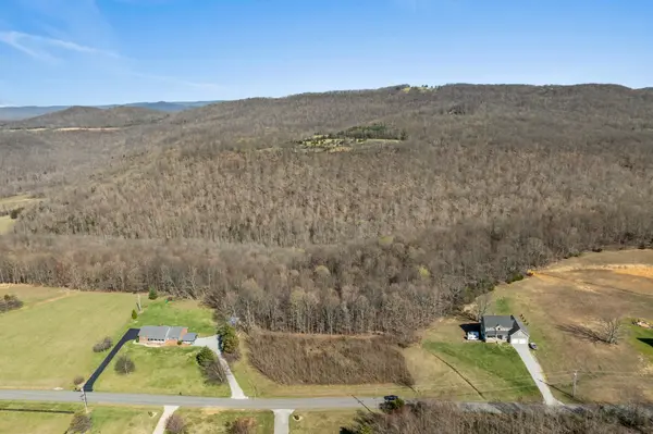 34 Brotherton Dr, Cookeville, TN 38506