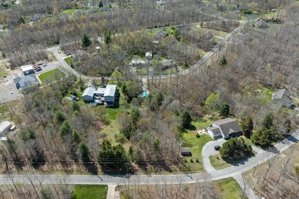 724 Keato Dr, Crossville, TN 38572