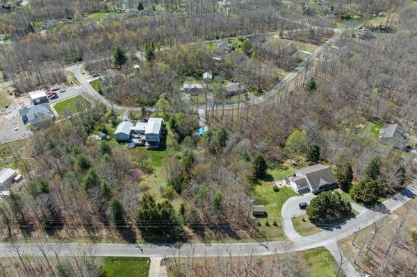 724 Keato Dr, Crossville, TN 38572