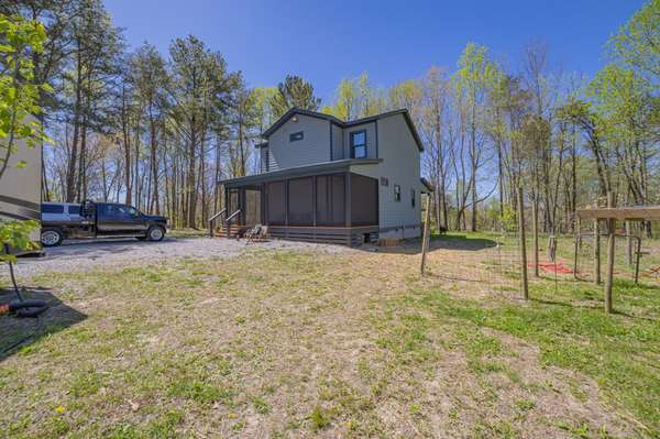 132 Old Firetower Road, Tracy City, TN 37387