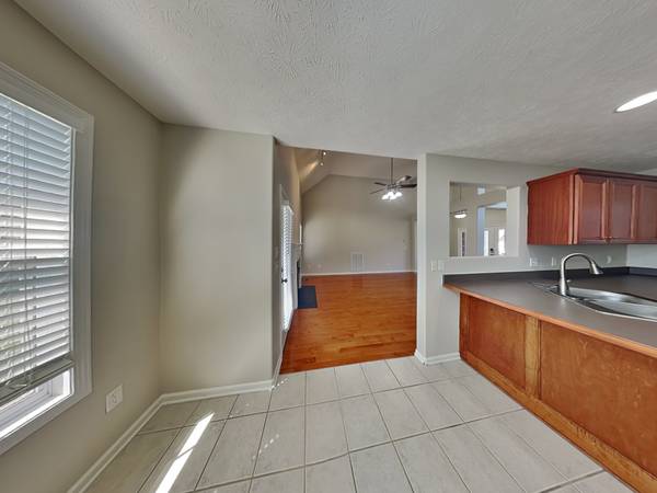 114 Brigham Ct, White House, TN 37188