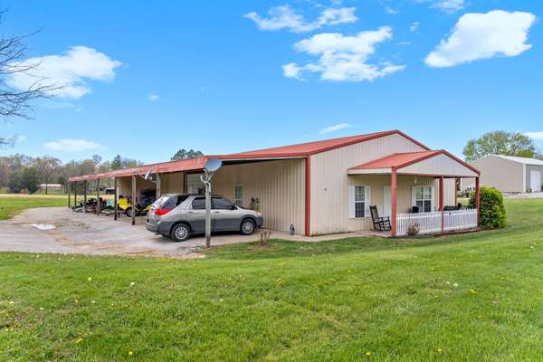 199 Beeker Rd, Pembroke, KY 42266