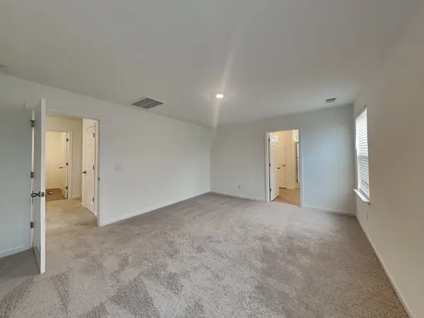 157 Crabourne Dr, White House, TN 37188