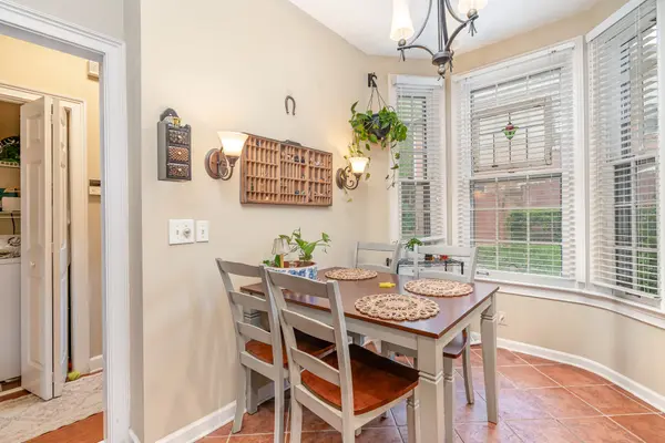 3110 W End Cir #12, Nashville, TN 37203