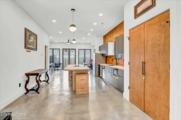 3535 Oswald St, Knoxville, TN 37917