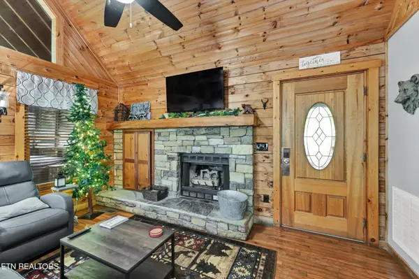 1748 Ridgecrest Drive, Sevierville, TN 37876