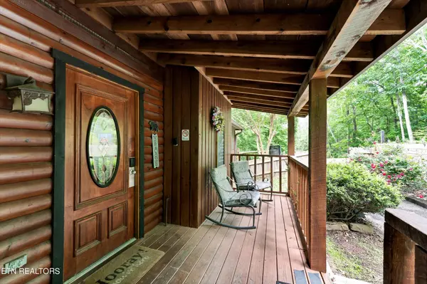 1748 Ridgecrest Drive, Sevierville, TN 37876