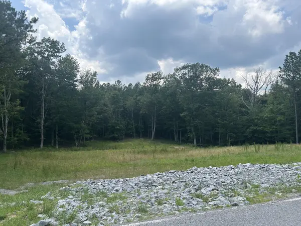 595 Compass Drive, Jasper, TN 37347