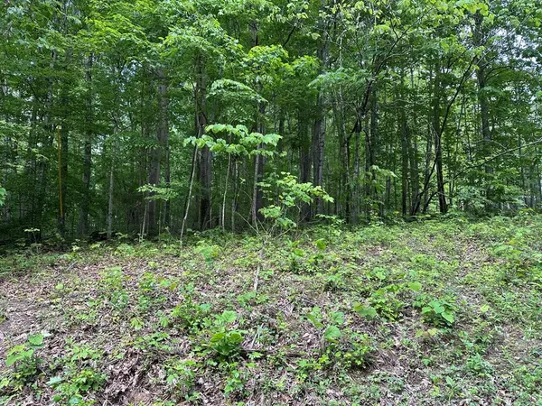 5757 Emerald Rd, Cookeville, TN 38501