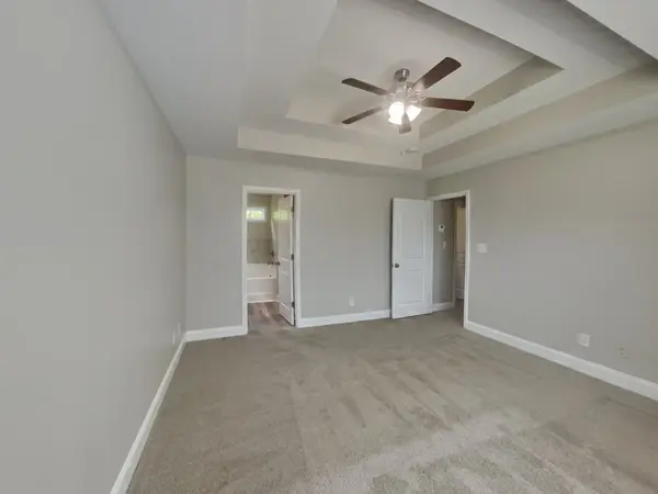 542 Magnolia Dr, Clarksville, TN 37042