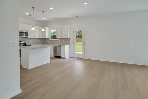 233 Summerlin Dr, Gallatin, TN 37066