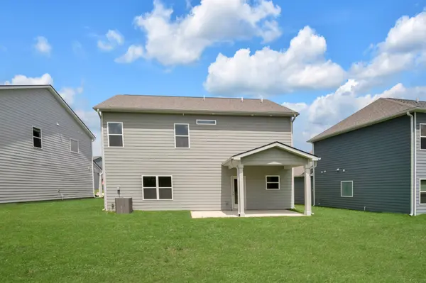 233 Summerlin Dr, Gallatin, TN 37066