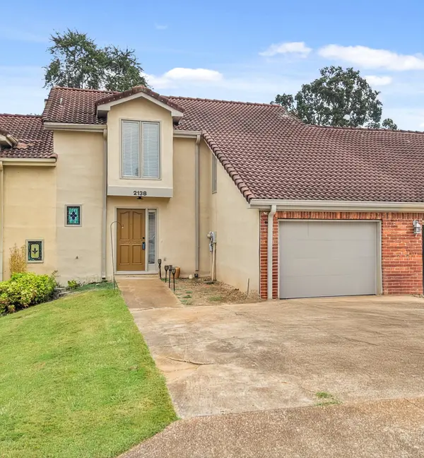 2138 Vaden Village Drive, Chattanooga, TN 37421