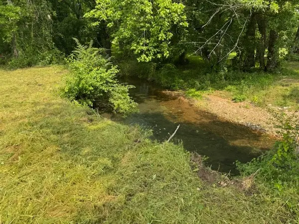 105 Alf Harris Rd, Prospect, TN 38477