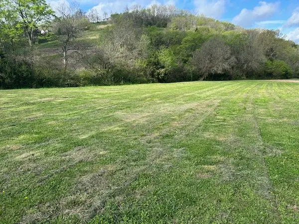 1 Flat Creek Rd, Spring Hill, TN 37174