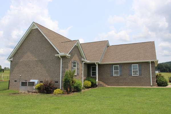 400 Collins Run, Mcminnville, TN 37110