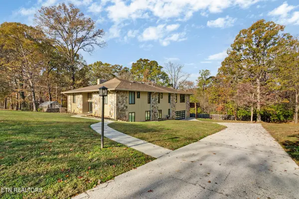 10105 Loma Drive, Knoxville, TN 37922