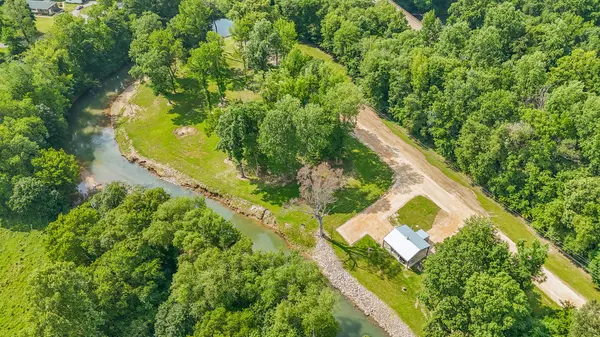 1820 Pinhook Rd, Savannah, TN 38372