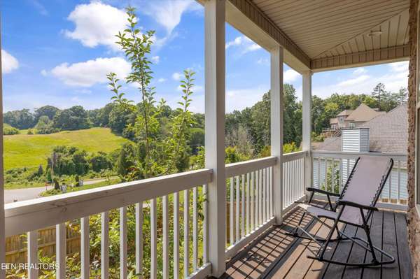 241 Hillside Lane, Lenoir City, TN 37771