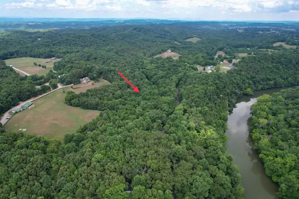 1 Pates Hill, Mosheim, TN 37818