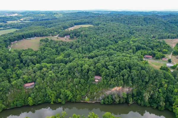 1 Pates Hill, Mosheim, TN 37818