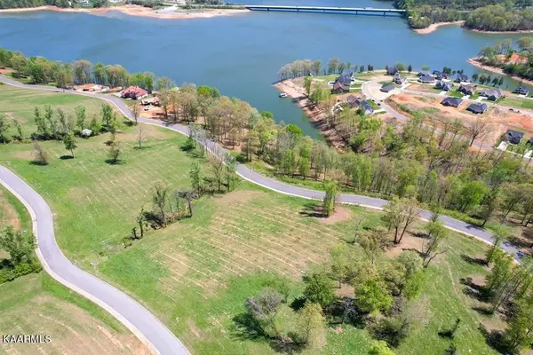 2093 Edgewater Sound, Morristown, TN 37814
